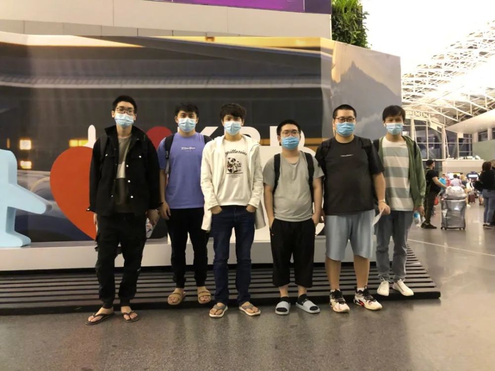 什么是“挤压下注（Squeeze Play）”？解析在多路底池中夺取主动权的数学模型。（从数学模型看挤压下注（Squeeze Play）：多路底池中如何掌握主动权）