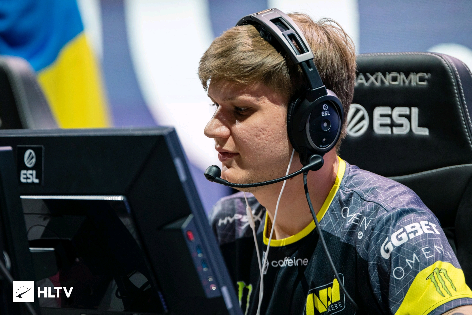 德扑里的“极端尺寸”：为什么下注底池的10%和200%都能起到奇效？（德州扑克的极端下注尺寸：为何底池10%与200%都能奏效？）